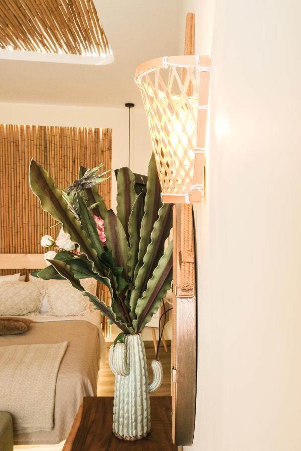 Residence By Georgia Studios ฟิรา ภายนอก รูปภาพ