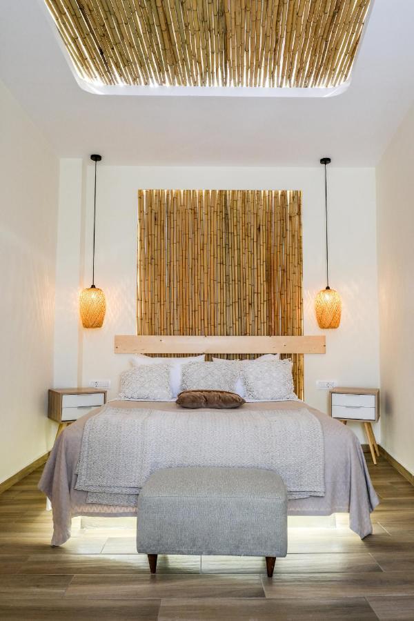 Residence By Georgia Studios ฟิรา ภายนอก รูปภาพ