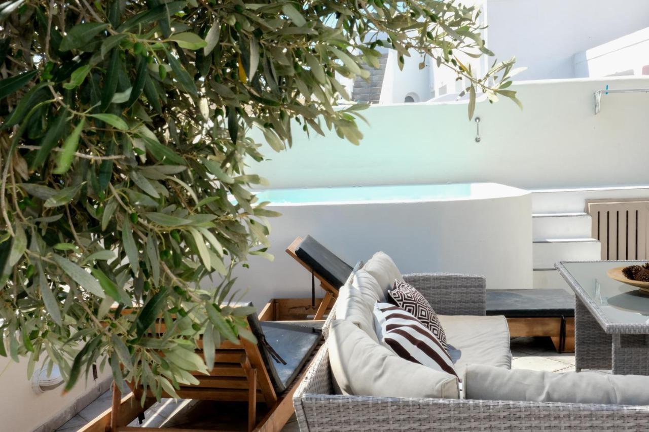 Residence By Georgia Studios ฟิรา ภายนอก รูปภาพ