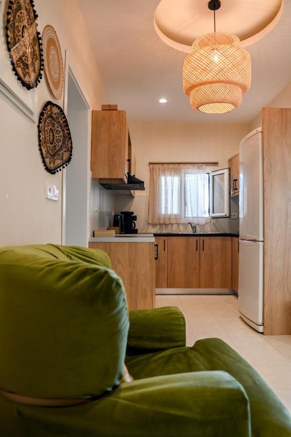 Residence By Georgia Studios ฟิรา ภายนอก รูปภาพ