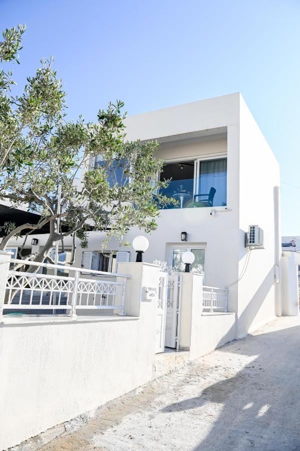 Residence By Georgia Studios ฟิรา ภายนอก รูปภาพ